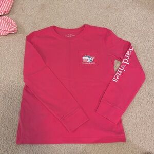 Vineyards vines elf Christmas t shirt